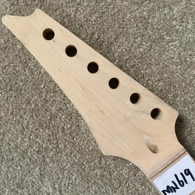 Reversed Headstock Guitar Maple Neck, Short Scales image 5
