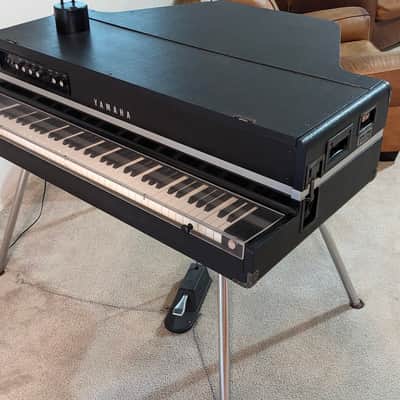 Yamaha CP-70B Electric Grand Piano | Reverb