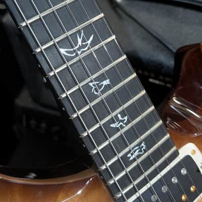PRS Modern Eagle. V - Quilted top image 9