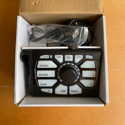 TC Helicon Perform-V Boxed image 2