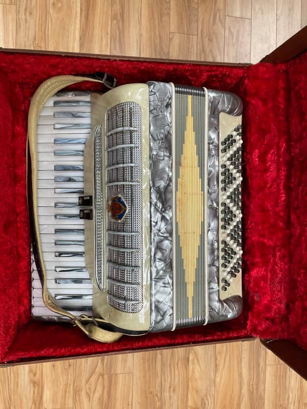 Noble Accordion Est. 1950s image 1