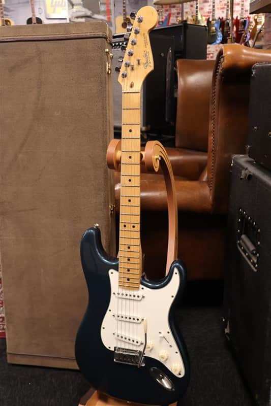 Fender 1987 American Standard Stratocaster Metalic Blue image 1