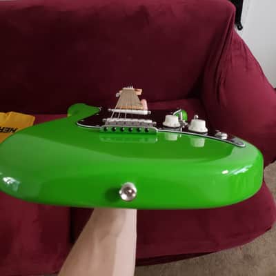 Fender Player Lead II 2020 - Present Neon Green image 3
