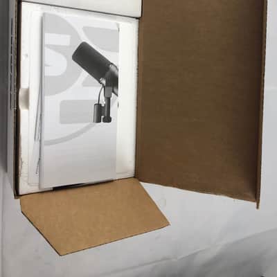 Shure SM7B Cardioid Dynamic Microphone image 6