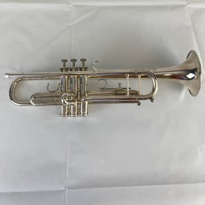 Getzen 700 Eterna II Bb Trumpet – Silver Plated – Intermediate Model – Excellent Used Condition – w/ Case SM#3593 image 7