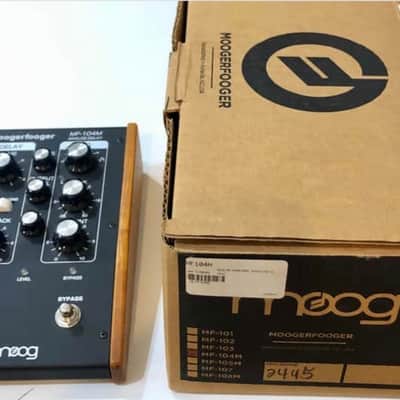 Moog MF-104M Moogerfooger Analog Delay 2012 Black image 3
