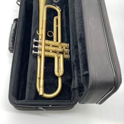 Lacquer Yamaha YTR-01 Q-class Bb Trumpet image 8