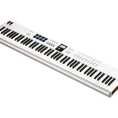 Arturia KeyLab Essential 88 mk3 88-Key MIDI Controller Keyboard - White image 2