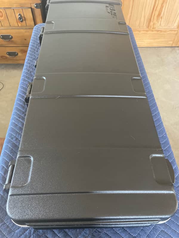 *Excellent* SKB Pro Electric Bass Guitar Hardshell Case 2024 - Black image 1