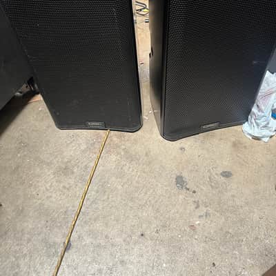 QSC K12.2 2-Way 2000-Watt 12" Active Loudspeaker 2010s - Black image 4