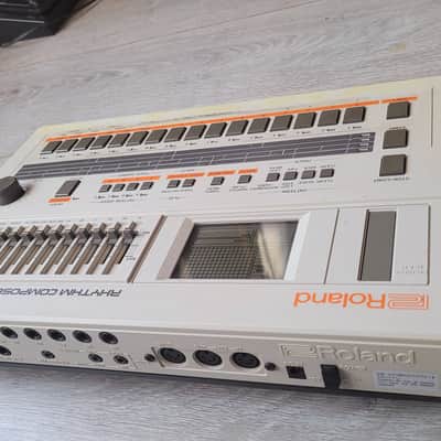 Roland TR-707 Rhythm Composer 1985 - White