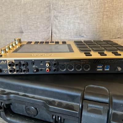 Akai MPC Live Standalone Sampler / Sequencer Gold Edition 2018 - Present - Gold image 9