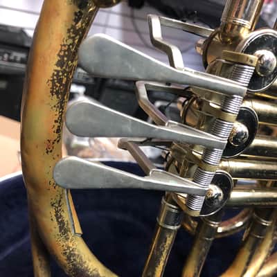 C.G. Conn LTD. French Horn image 9