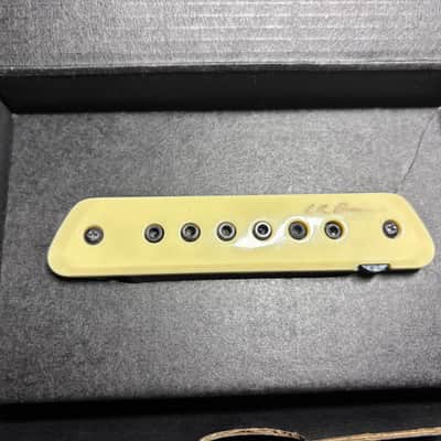 LR Baggs M1A Active Soundhole Pickup with Volume Control 2020s - White image 6
