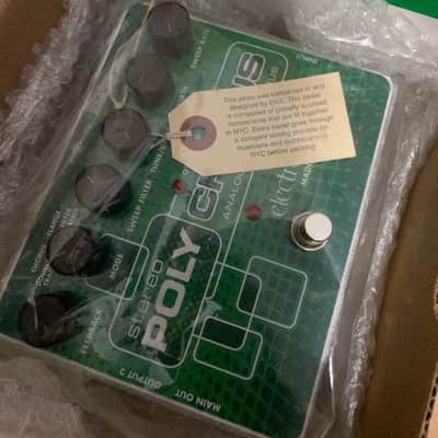 Mint Electro-Harmonix Stereo Poly Chorus Polychorus Analog / Chorus / Flanger / Slapback Echo 2011 - 2023 - Green image 1