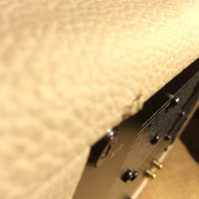 Used Marshall Wireless Bluetooth Speaker image 5