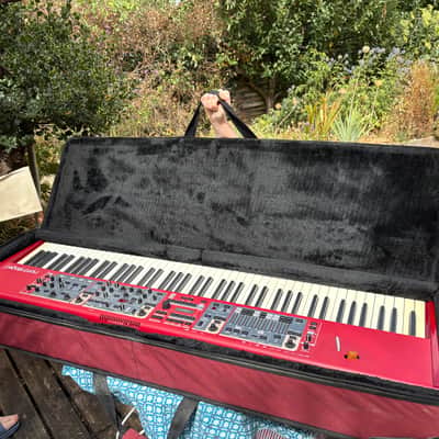 Nord Stage 2 HA88 Hammer Action 88-Key Digital Piano 2011 - 2014 - Red image 8