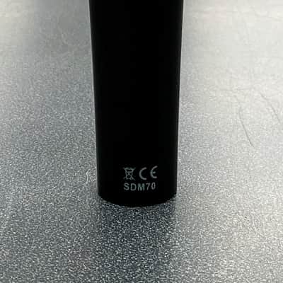 Stagg SDM70 Dynamic Microphone image 2