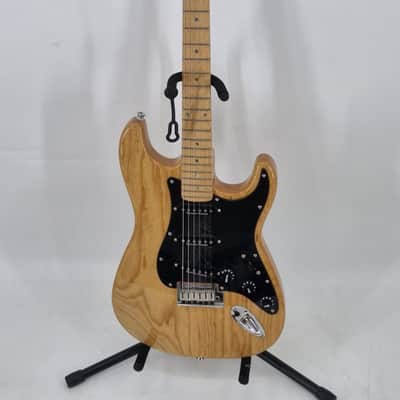Fender Special Edition Lite Ash Stratocaster - Used image 2