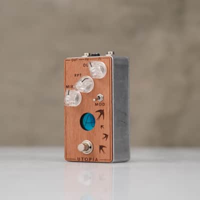 Anasounds Utopia mk1 Analog Delay Effects Pedal w/ Wood Top & Box #59296 image 16