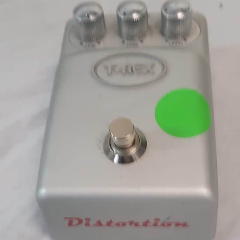 Boss TR-2 Tremolo | Reverb Canada