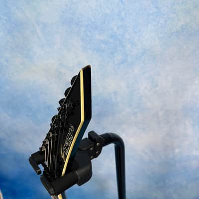 Edwards by ESP EC-105V Penicillin's Chisato Artist Model Flying V Made in Japan - 1990's image 11