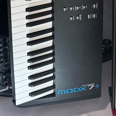 Yamaha MODX7 Plus Keyboard Synthesizer, 76-Key 2025