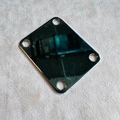 Neck Plate for Fender Guitars 4 Bolt - Chrome image 2