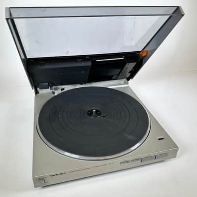 Technics Direct Drive Automatic Linear Tracking Turntable SL-5 image 2