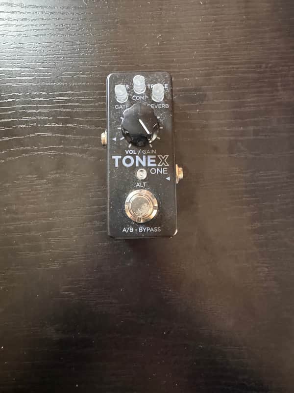 IK Multimedia ToneX One
