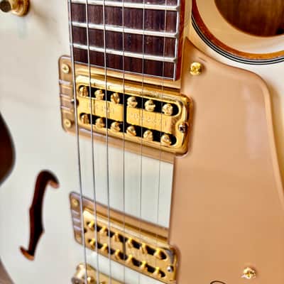 Gretsch Chris Rocha Signature Electromatic Broadkaster Jr. Center-Block Vintage White image 5