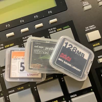 Akai MPC 1000 Sampler - Black image 16