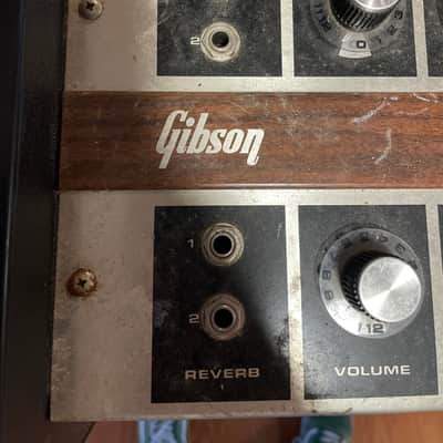 Gibson Super-Medalist late 60s 2x12 combo Guitar Amp image 3