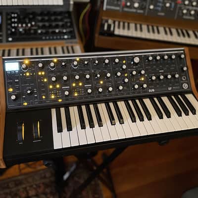 Moog Subsequent 37 Analog Synth 2017 - Present - Black image 2