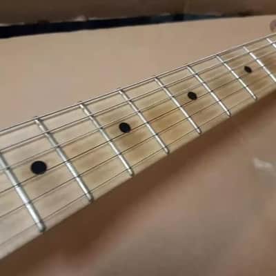 DON GROSH RETRO CLASSIC - CLAPTON STYLE V SHAPE NECK - made in USA image 6