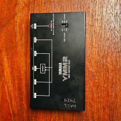 Yamaha YMM2 Midi Merge Box w/ AC Adapter - Rare 80's Vintage - F176 image 5