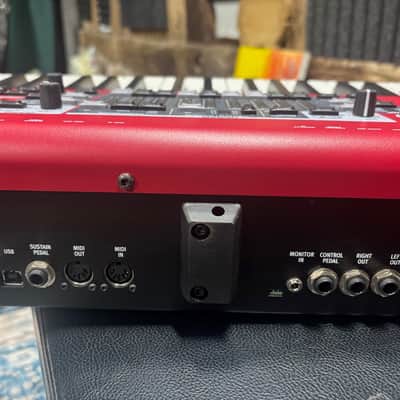 Nord Electro 6 HP73 Hammer Action 73-Key Digital Piano 2018 - 2022 - Red image 5