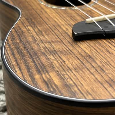 LAILA UDV2313W Walnut Matt concert ukulele + cover image 4