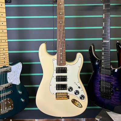 Fender Limited Edition Mahogany Blacktop Stratocaster HHH Olympic White 2020 image 2