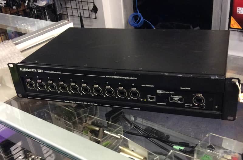 Allen & Heath ME-U 10-Port PoE Monitoring Hub image 1