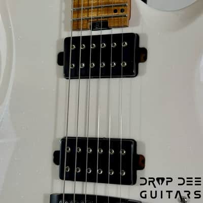 Balaguer USA Series Seraph Modern Electric Guitar w/ Case (324) - Gloss Metallic Jewel White image 6