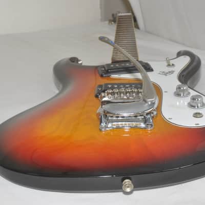 Mosrite The Ventures Electric Guitar Ref No 7766 image 8