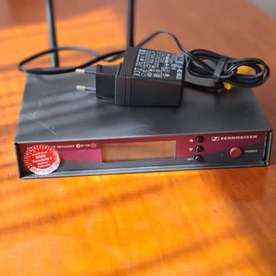 Sennheiser Sennheiser EM100 G2 True Diversity Receiver – Professional Wireless Performance image 8