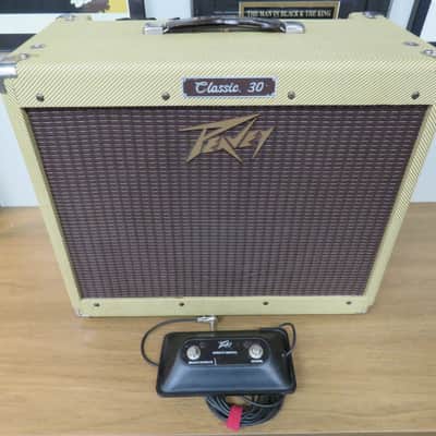 Peavey Classic 30 2-Channel 30-Watt 1x12" Guitar Combo w. Pedal and Upgraded Speaker image 12