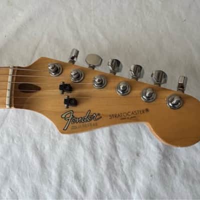 1987 Fender Stratocaster - Made in Japan image 2