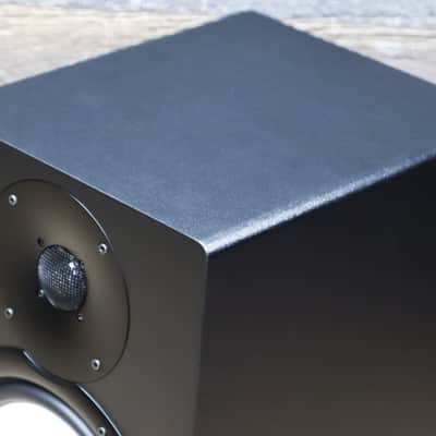 Yamaha HS8 Powered Studio Monitor 2-Way 8" Studio Monitor w/Box #UFFM01380 image 5