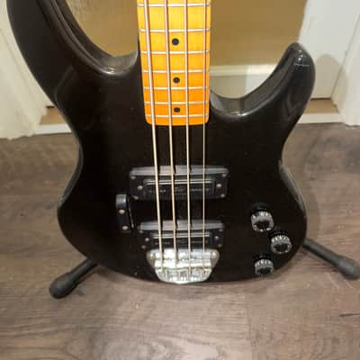 Peavey Foundation 1987 Black image 2