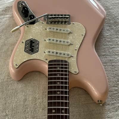 2020 Squier Paranormal Cyclone Shell Pink Excellent Condition image 4