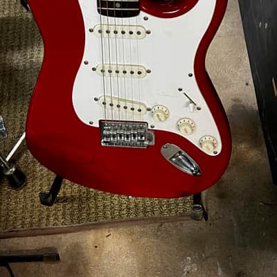 Fender Squire Strat circa 2000 - Candy Apple image 1