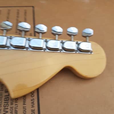 70's FENDER LEFT HAND STRATOCASTER USA MAPLE NECK image 8